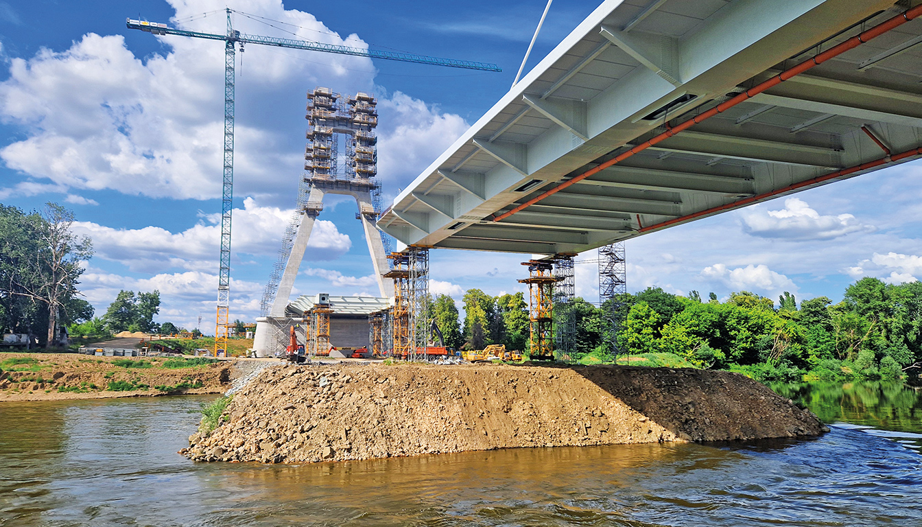 Sisteme de cofraje si schele pentru constructii din beton
